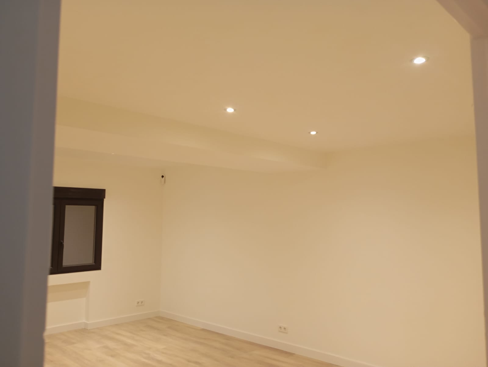 WhatsApp Image 2025-10-17 at 08.07