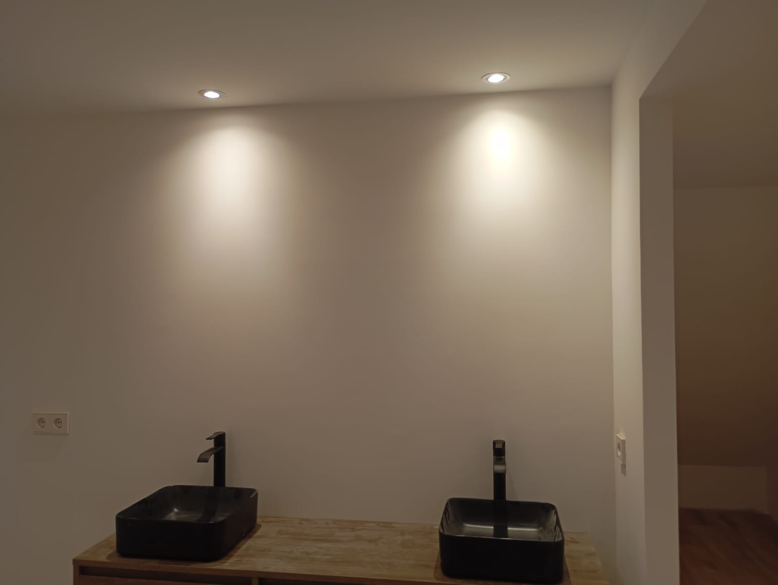 WhatsApp Image 2025-10-17 at 08.07