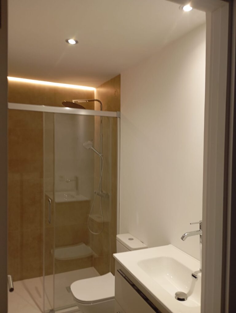 WhatsApp Image 2025-10-17 at 08.07